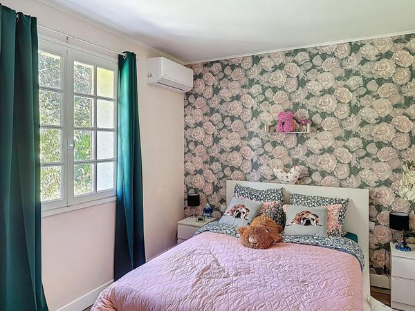 Maison au calme proche du golf et du château vivable de plain-pied