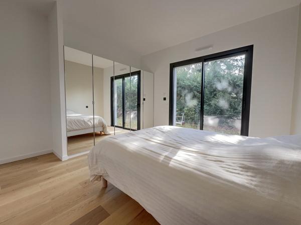 La Teste de Buch, Maison 5 pièces de 180 m2, piscine, terrasse, parcelle de 870 m2 !