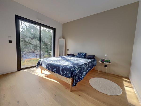 La Teste de Buch, Maison 5 pièces de 180 m2, piscine, terrasse, parcelle de 870 m2 !