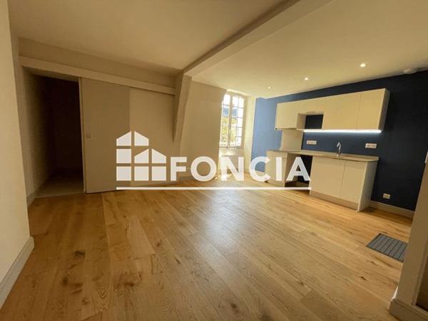 Location Appartement 3 pièces 59.19 m² - 8 RUE D'ESCURE Orleans 45000