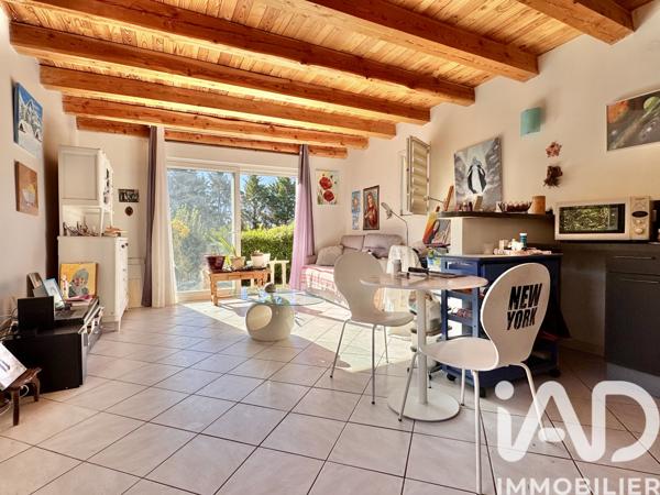 Maison à vendre 4 pièces 160 m² Nîmes