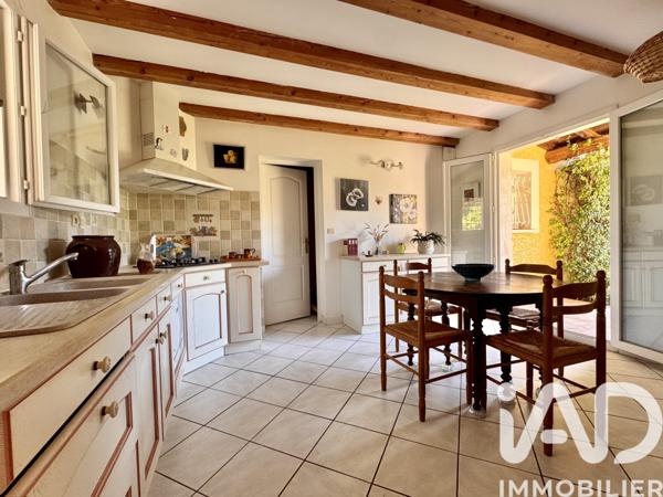 Maison à vendre 4 pièces 160 m² Nîmes