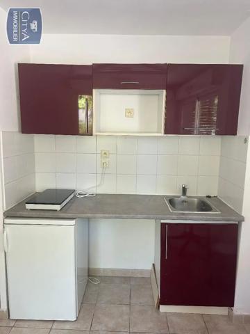 Appartement à louer 2 pièces 37.7m² Montpellier (34000)