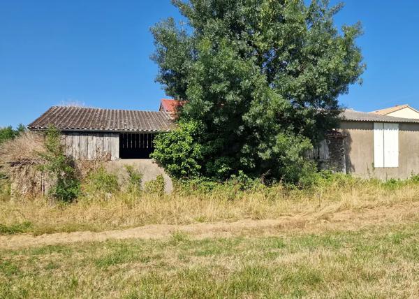 A RENOVER à 2 km du Centre-Ville du LOROUX-BOTTEREAU