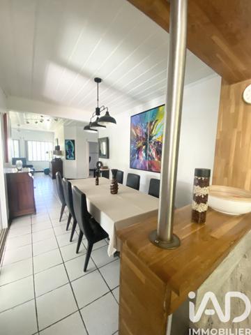Maison à vendre 5 pièces 170 m² Saint-Pierre