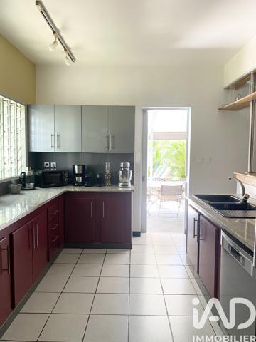 Maison à vendre 5 pièces 170 m² Saint-Pierre
