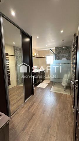 Véranda, cheminée, 5PP 3 chbres  : la maison qui coche tout !