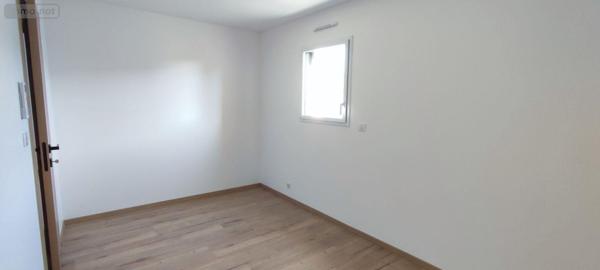 Maison à louer à Allaire dans le Morbihan (56350), ref : 1383