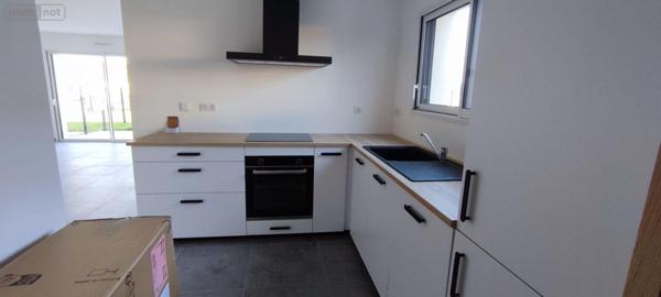 Maison à louer à Allaire dans le Morbihan (56350), ref : 1383