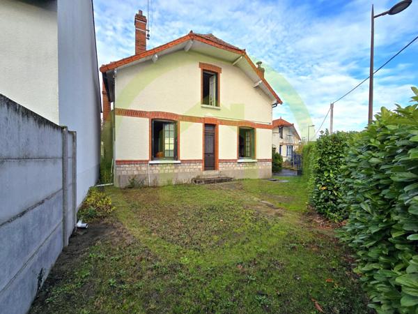Maison individuelle à FLEURY LES AUBRAIS (45400)