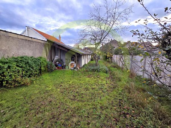 Maison individuelle à FLEURY LES AUBRAIS (45400)
