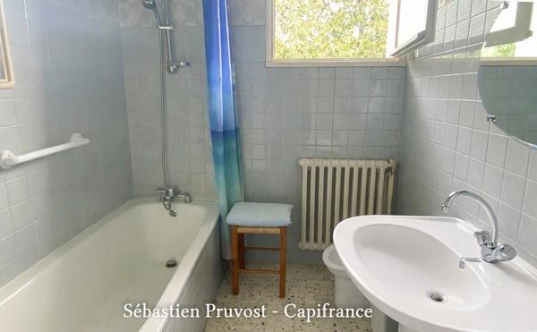 Saint‑Pardoux‑la‑Rivière 24470 (Dordogne),Maison à vendre 4 pièces (24), trois chambres, studio en rdc, garage, jardin...
