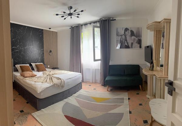 Maison à Nemours, 77140 - 8 pièces 351m²