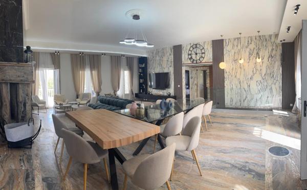 Maison à Nemours, 77140 - 8 pièces 351m²