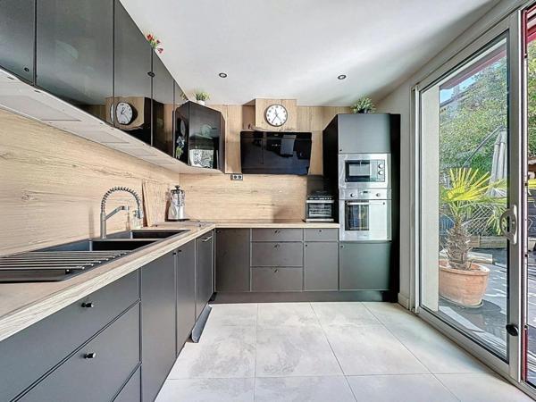 Maison récente avec belles prestations