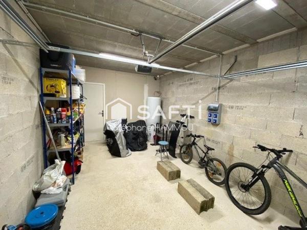 Beau pavillon construit en 2012, 5 chambres