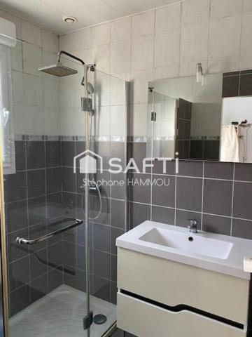 Beau pavillon construit en 2012, 5 chambres