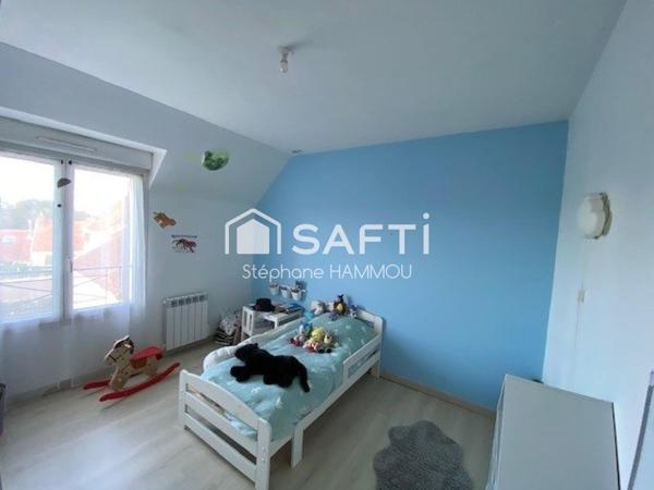 Beau pavillon construit en 2012, 5 chambres