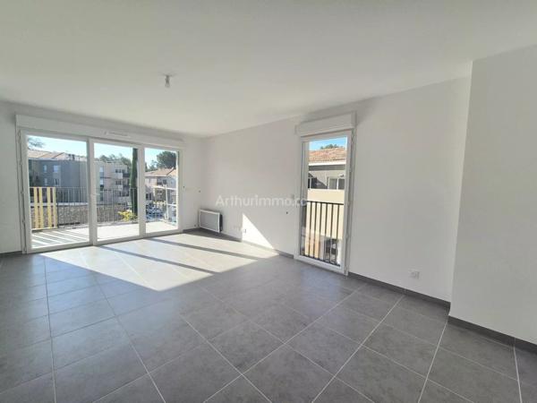 Location                                                      Appartement
                        
                     3 pièces                      70 m2                     à Draguignan