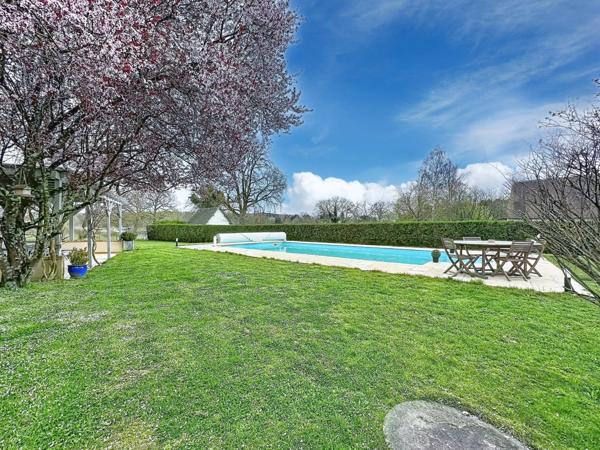 Maison familiale au calme avec piscine