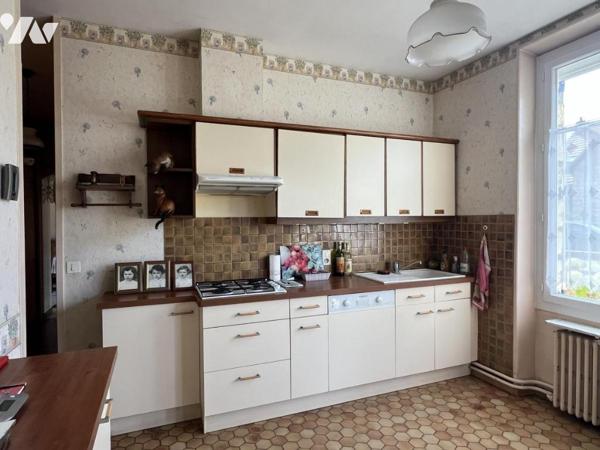 Maison SENLIS proche centre ville