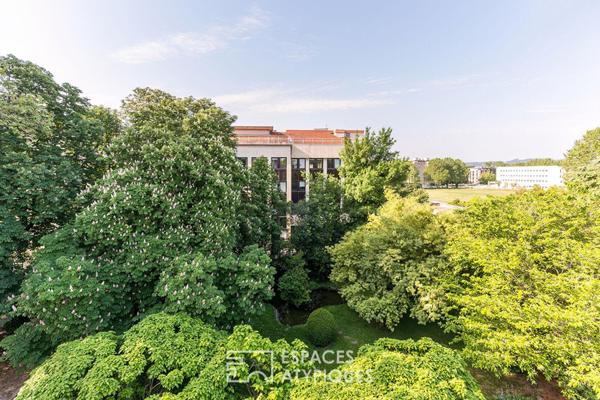 Appartement atypique et lumineux dans résidence de caractère