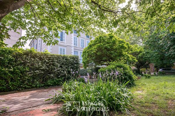 Appartement atypique et lumineux dans résidence de caractère