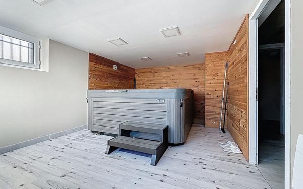 Maison à vendre    6 pièces •  Challans