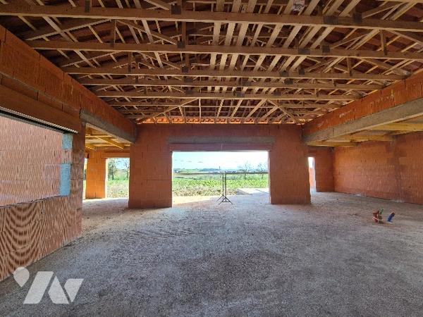 NIZAS (32130), Villa de 120m², sur une parcelle de 1012m².