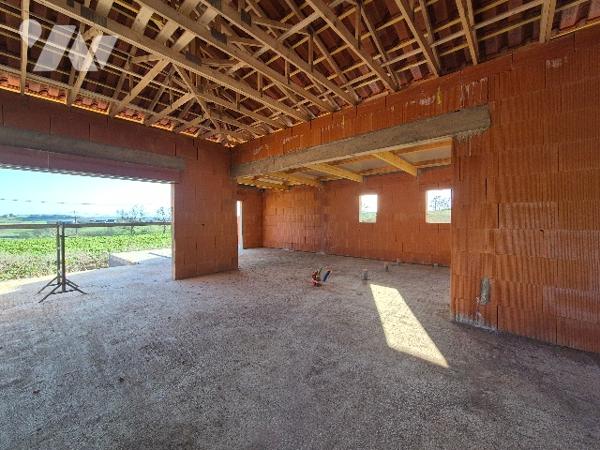 NIZAS (32130), Villa de 120m², sur une parcelle de 1012m².