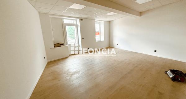 Location Local commercial 1 pièce 30 m² - Soyons 07130