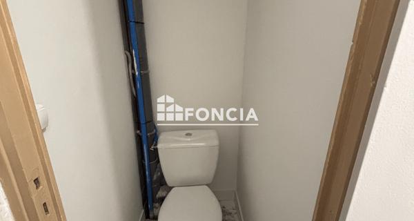 Location Local commercial 1 pièce 30 m² - Soyons 07130