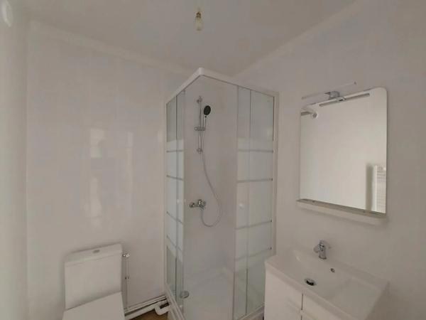 Immeuble à vendre à Mantes-la-Ville (78711)