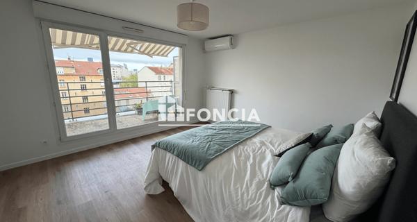 Location Appartement meublé 6 pièces 139.42 m² - Villeurbanne 69100