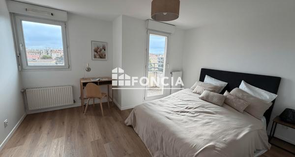 Location Appartement meublé 6 pièces 139.42 m² - Villeurbanne 69100
