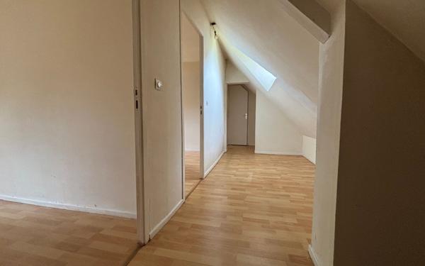 Maison à louer    4 pièces •  Prey