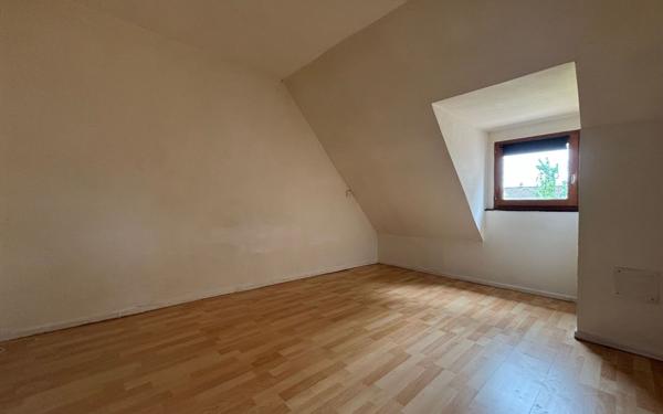 Maison à louer    4 pièces •  Prey