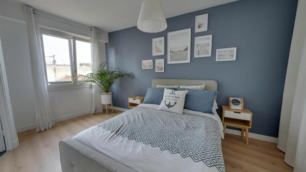 T2 MEUBLE MONTREUIL AVEC BALCON