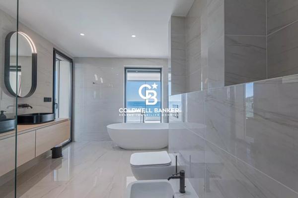 Vente appartement 6 pièces 06190 - Roquebrune Cap Martin