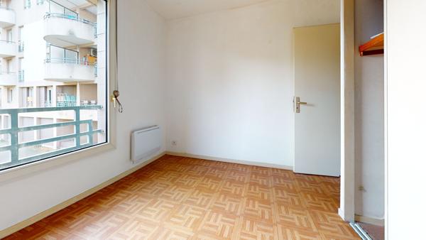 Appartement Grenoble 2 pièces 53m2 149000€ honoraires d'agence inclus, garage en option
