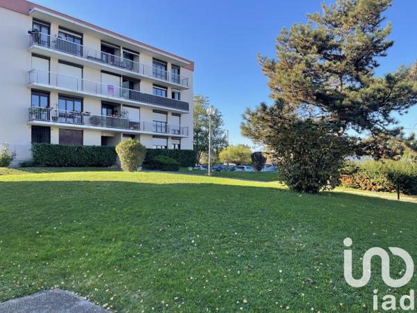 Appartement 4 pièces de 87 m² à Vaujours (93410)