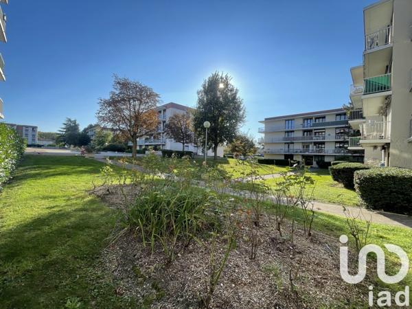 Appartement 4 pièces de 87 m² à Vaujours (93410)