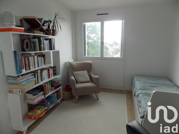 Appartement 4 pièces de 87 m² à Vaujours (93410)