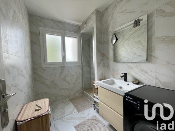 Appartement 4 pièces de 87 m² à Vaujours (93410)