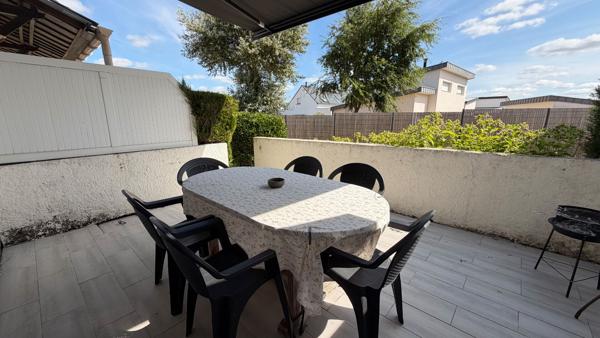 A vendre Erdeven - Appartement rénové avec terrasse, à deux pas de la mer
