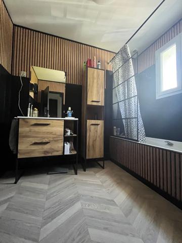 Bécon-les-Granits (49370) Maison 6 chambres