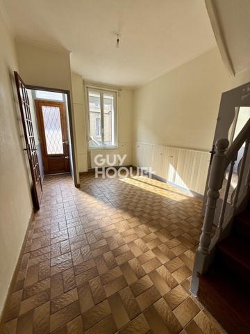 SAINT HONORÉ - MAISON D'ENVIRON 55M² AVEC COUR