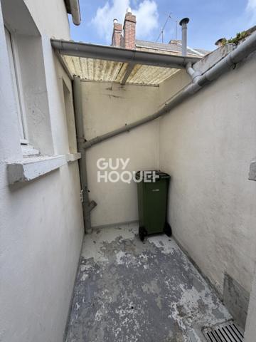 SAINT HONORÉ - MAISON D'ENVIRON 55M² AVEC COUR