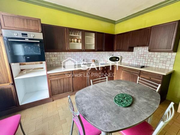 Maison T6 159m² + Terrain constructible centre Ambon