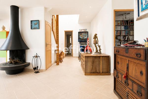 Maison
         6 pièces
        - 148 m² Exclusivité 499 000 € *